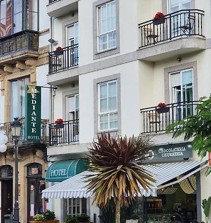 Hotel Mediante リバデオ エクステリア 写真